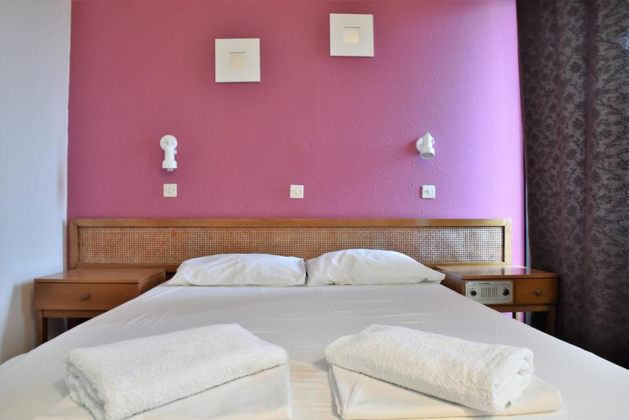 Telhinis Hotel & Apartments Faliraki Habitación foto