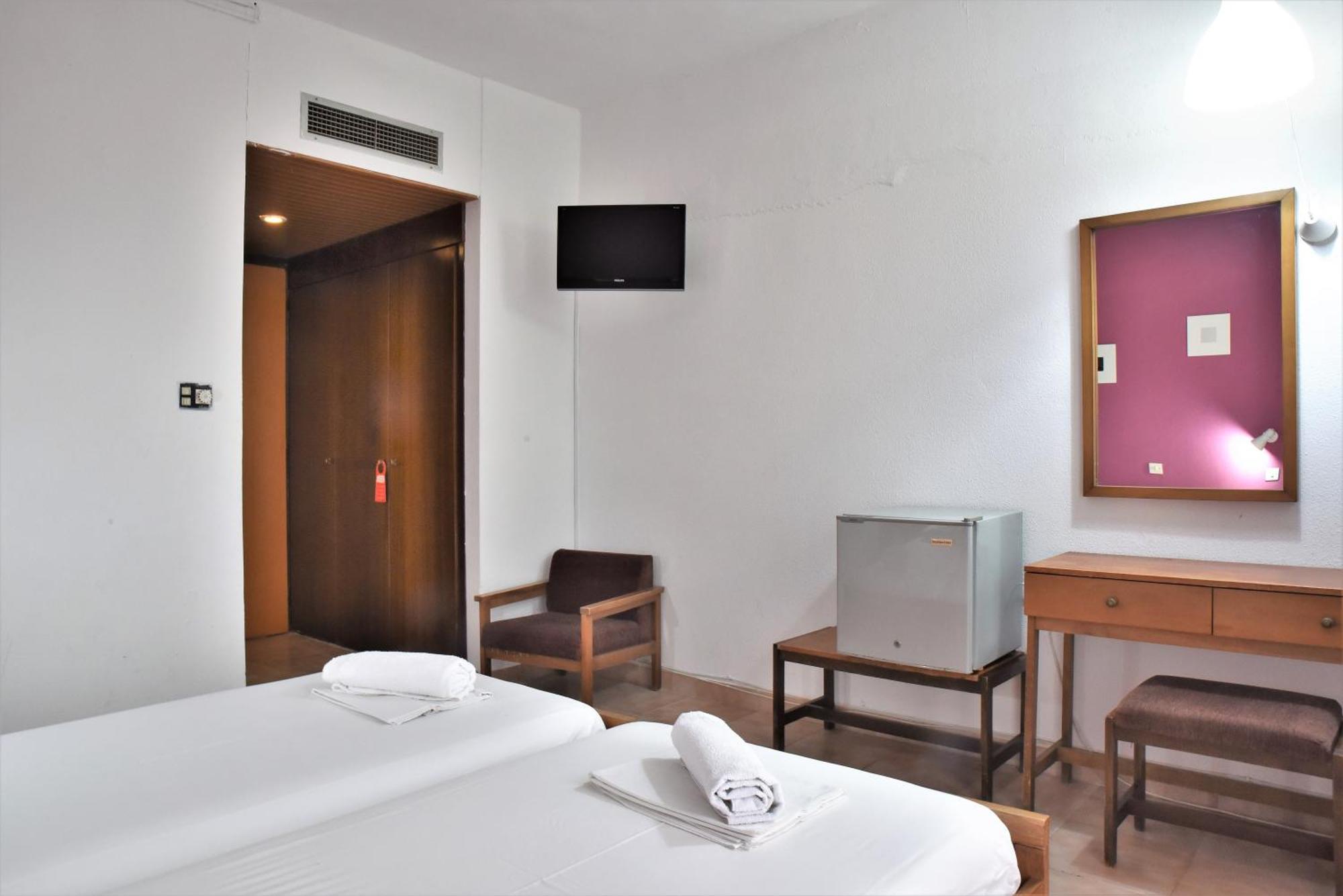 Telhinis Hotel & Apartments Faliraki Habitación foto